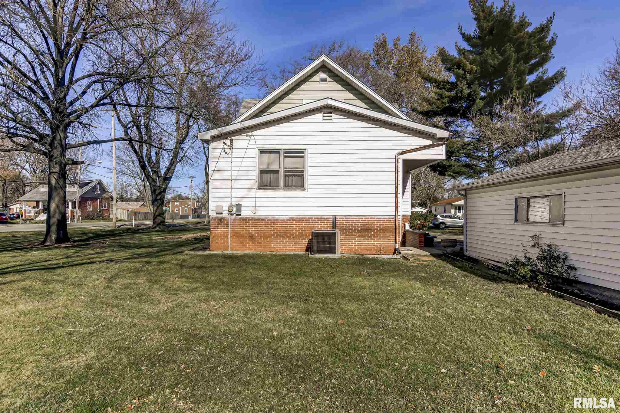 2202 Grandview Avenue Springfield, IL 62702 - Photo 30 of 33