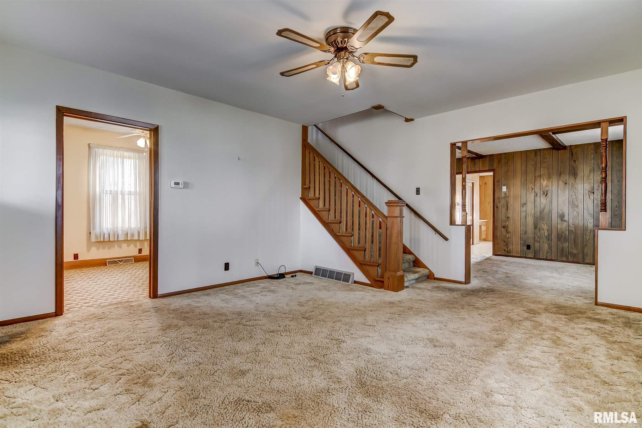 2202 Grandview Avenue Springfield, IL 62702 - Photo 3 of 33