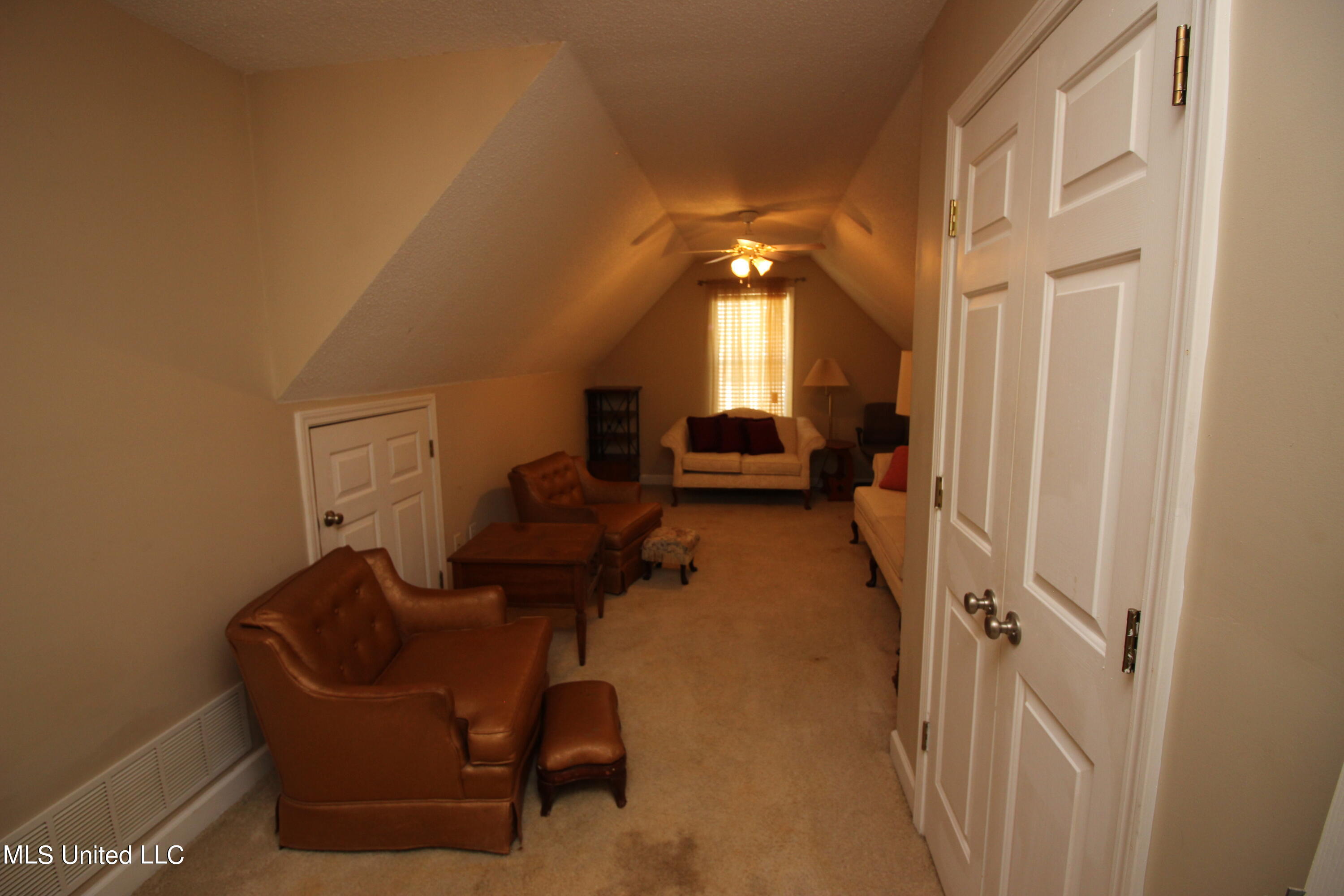 2483 Tragg Avenue Hernando, MS 38632 - Photo 36 of 43 Huge 4th Bedroom