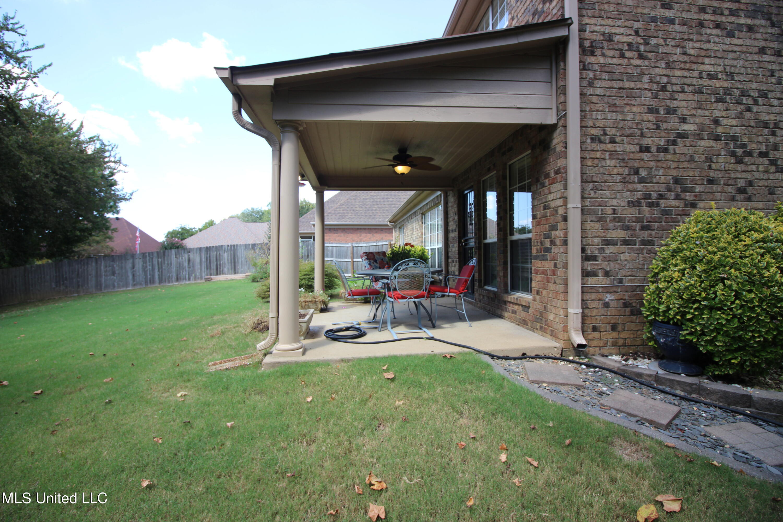 2483 Tragg Avenue Hernando, MS 38632 - Photo 42 of 43 Covered Patio with Ceiling fan