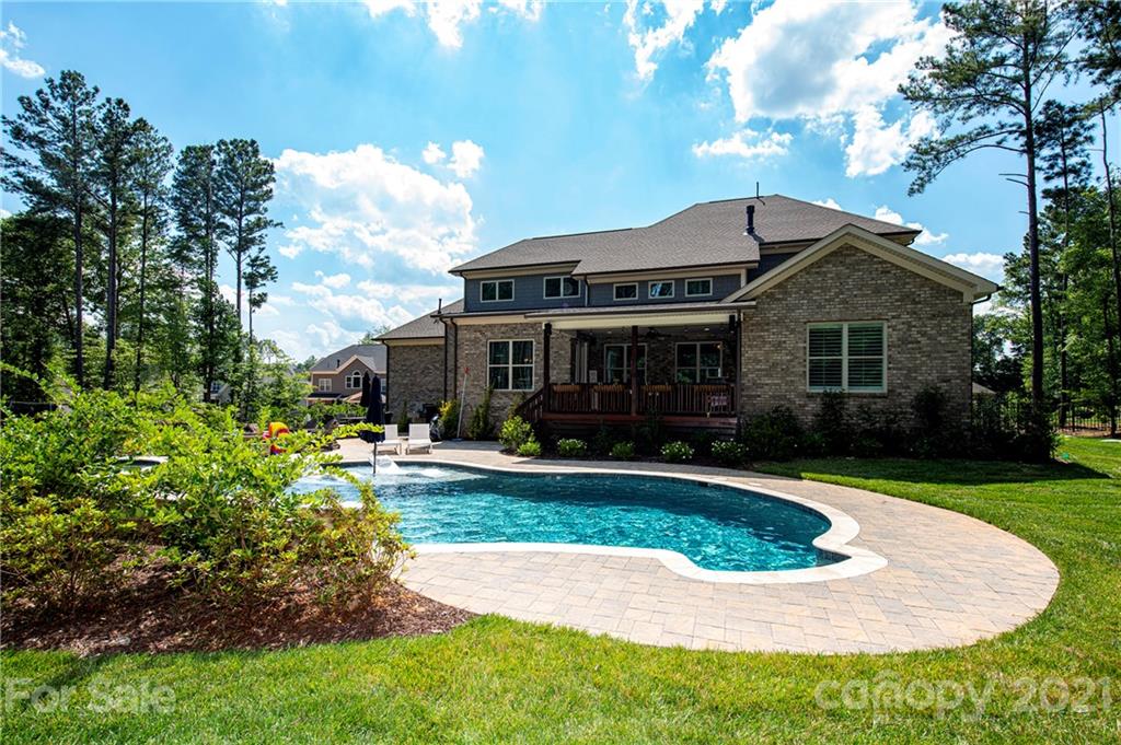1286 Trinity Ridge Parkway Fort Mill, SC 29715 - Photo 48 of 48 a front view of a house with a yard
