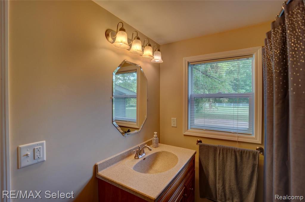 2483 Curtis Road Birch Run, MI 48415 - Photo 48 of 55