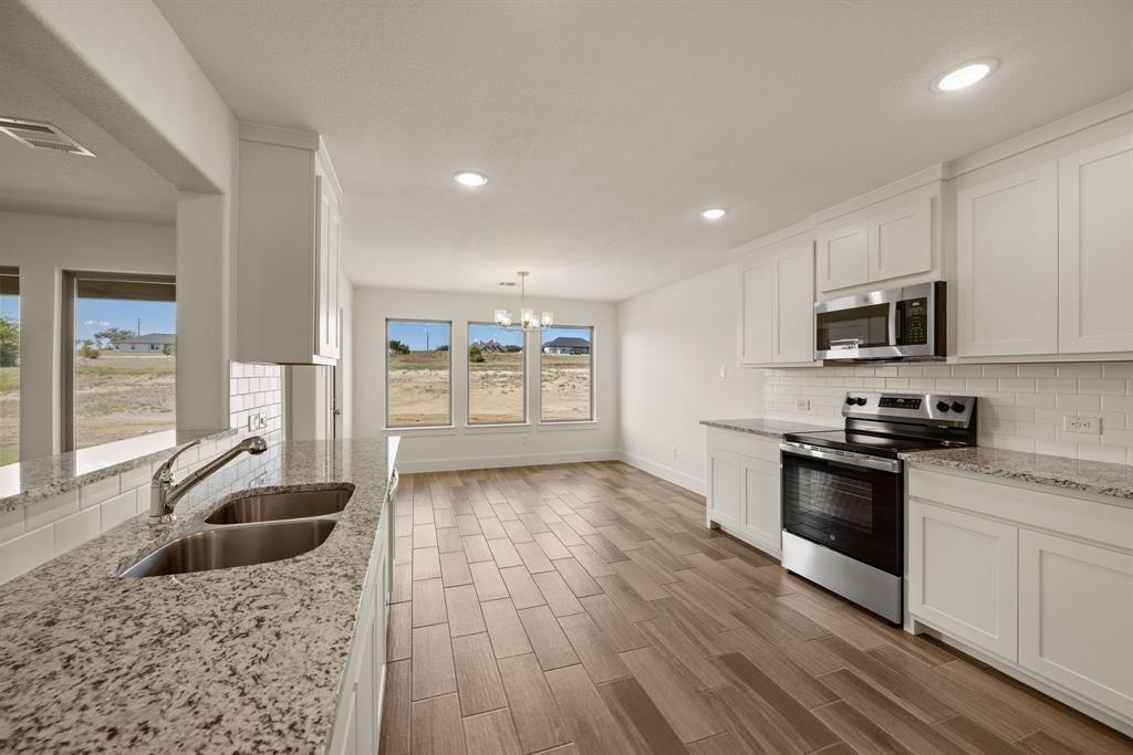 1021 Gatlin Circle Springtown, TX 76082 - Photo 11 of 30