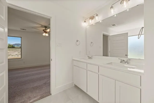 $375,000 | 1021 Gatlin Circle, Springtown, TX 76082