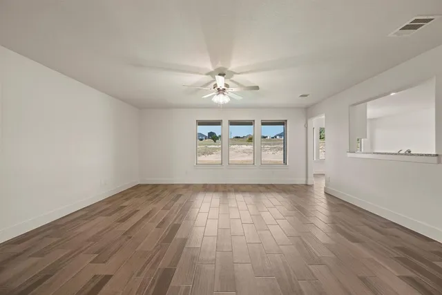 $375,000 | 1021 Gatlin Circle, Springtown, TX 76082