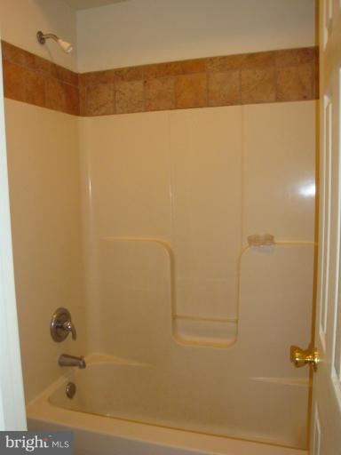 4282 Swinging Bridge Road Hedgesville, WV 25427 - Photo 6 of 30 Bath
