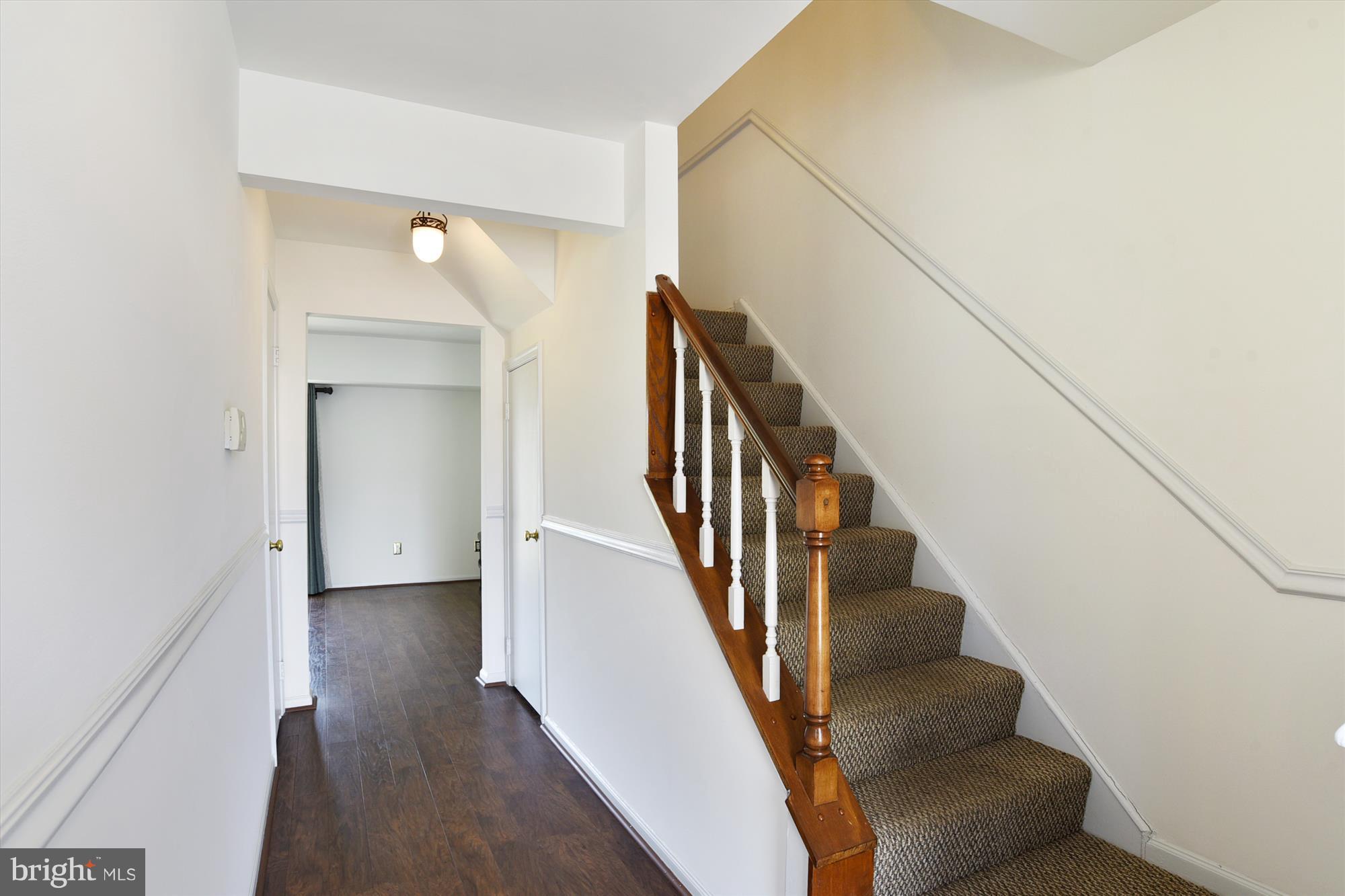 14557 Golden Oak Road Centreville, VA 20121 - Photo 10 of 21 Entry Hall