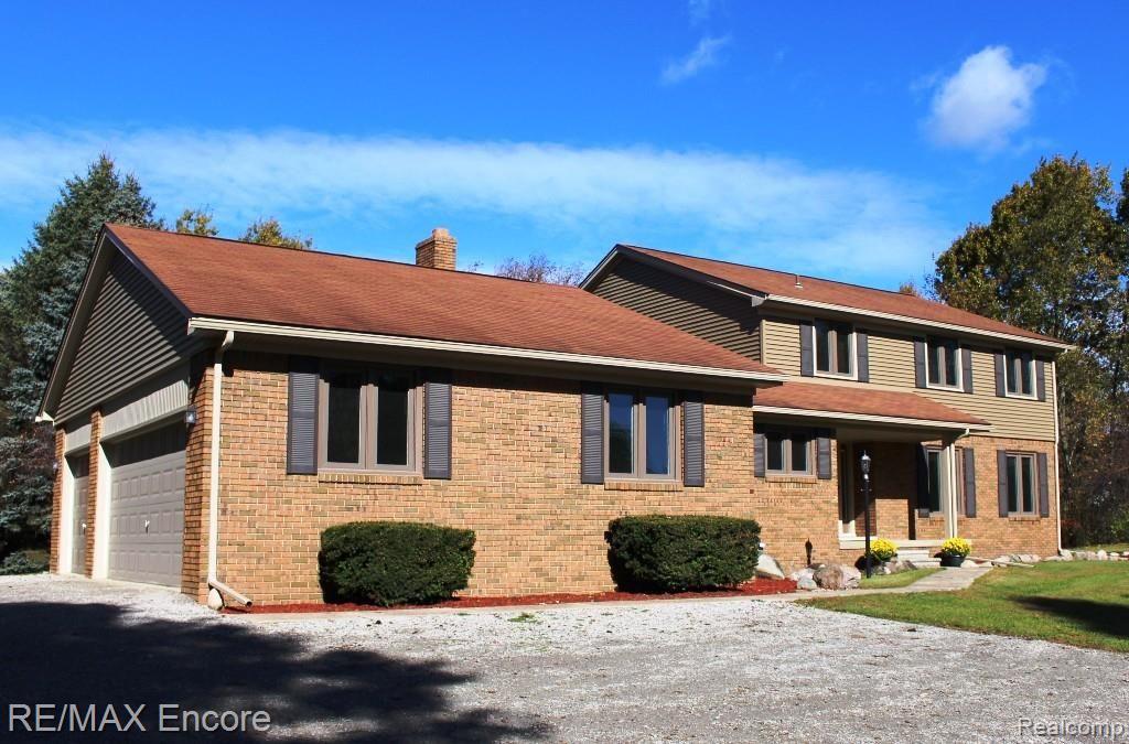 1880 W Leonard Road