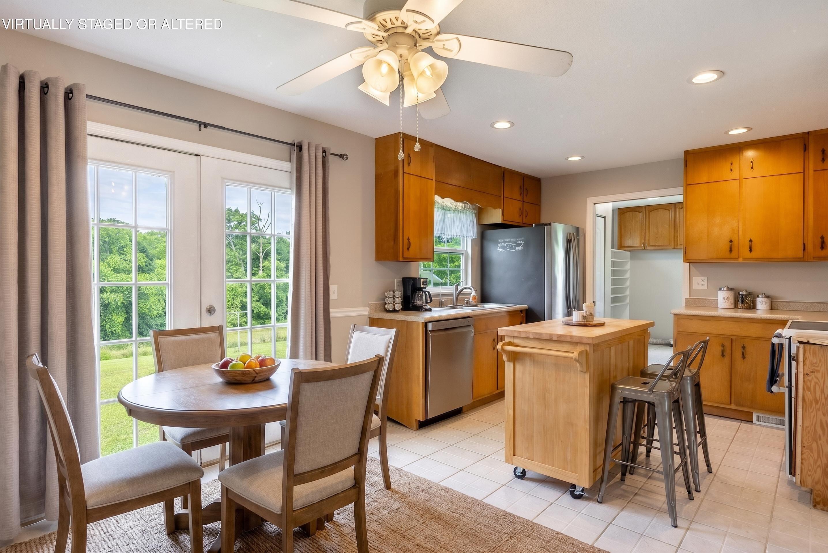1334-1356 Johnson Road Southeast Cleveland, TN 37323 - Photo 8 of 45 Main House Kitchen