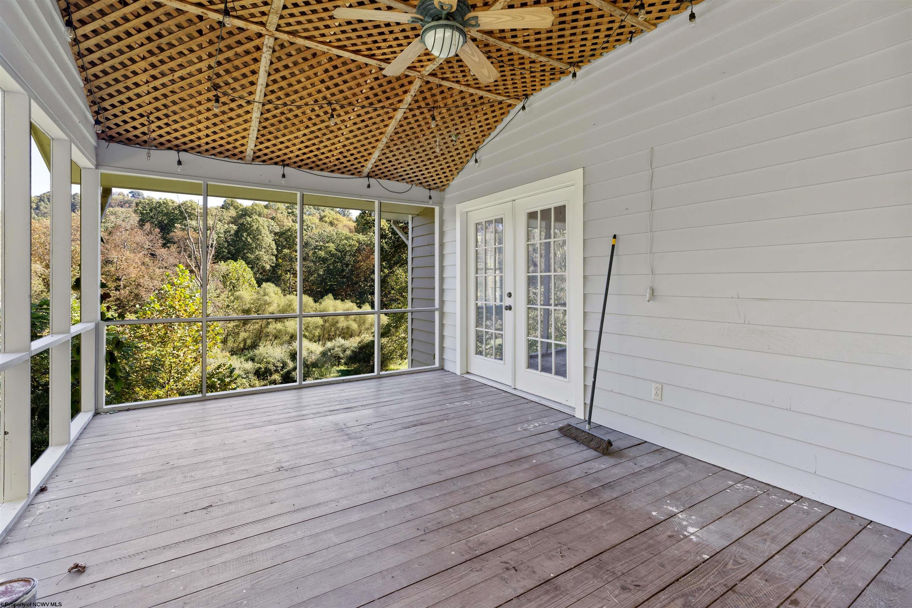 947 Coplin Run Road Bridgeport, WV 26330 - Photo 27 of 39 Gallery Image 27