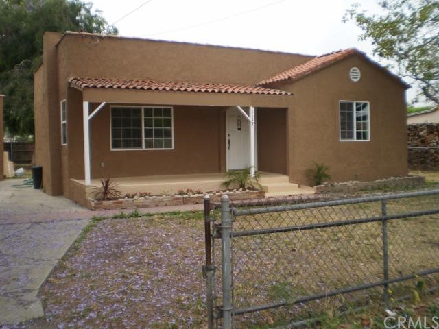 1127 South Center Avenue Compton, CA 90220 - Photo 1 of 1 Front House view with Front Porch.
