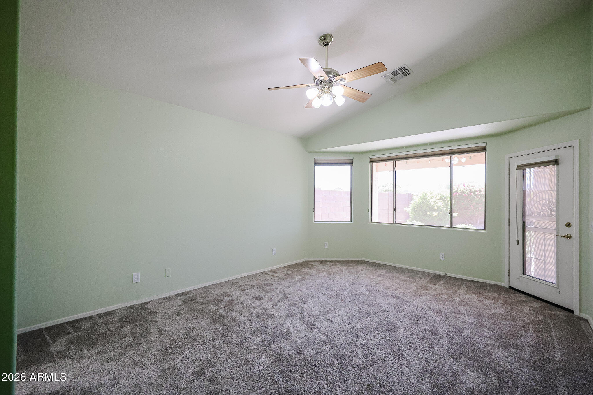 18100 North Coconino Drive Surprise, AZ 85374 - Photo 28 of 53 B (25)