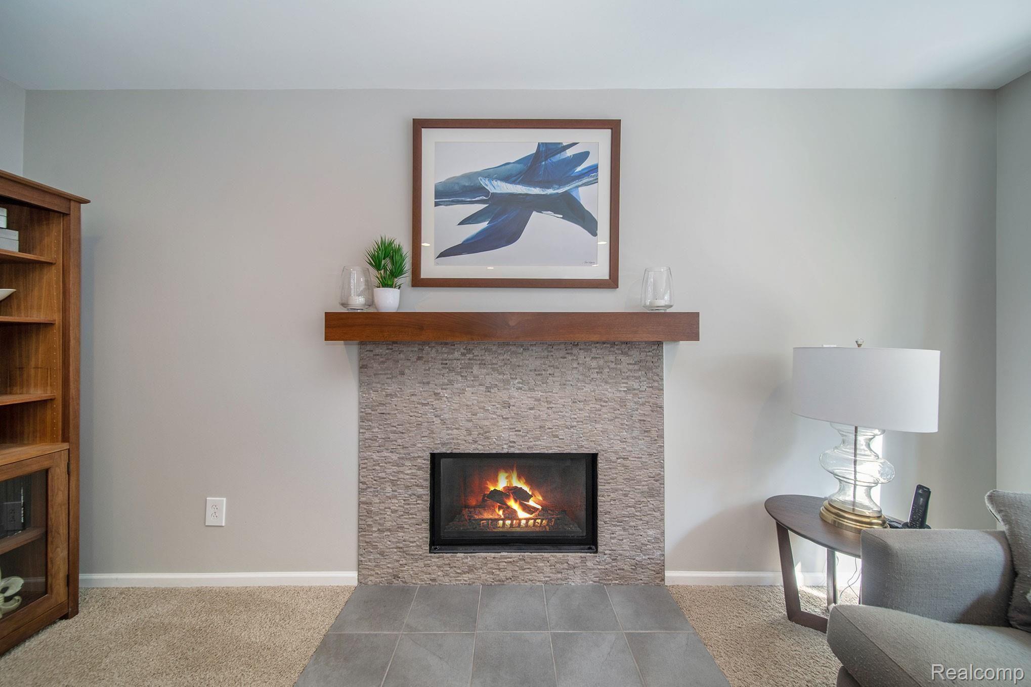 2745 Long Meadow Lane Rochester, MI 48307 - Photo 6 of 38 06.jpg