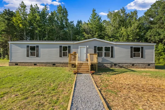 $264,900 | 122 Orchid Loop, St. George, SC 29477