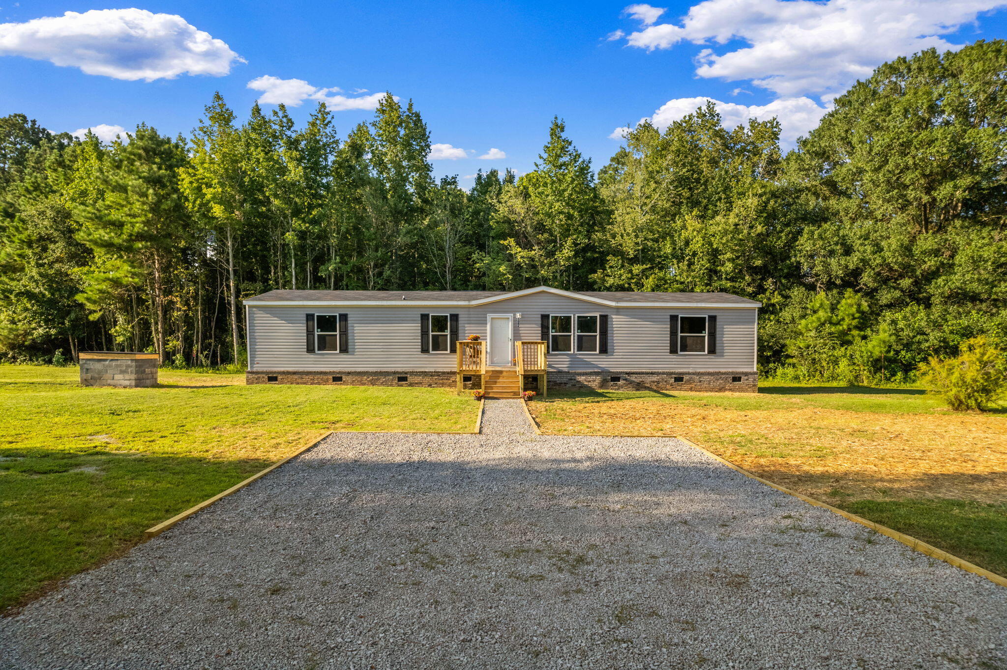 122 Orchid Loop St. George, SC 29477 - Photo 3 of 47 3-web-or-mls-IMG_5443