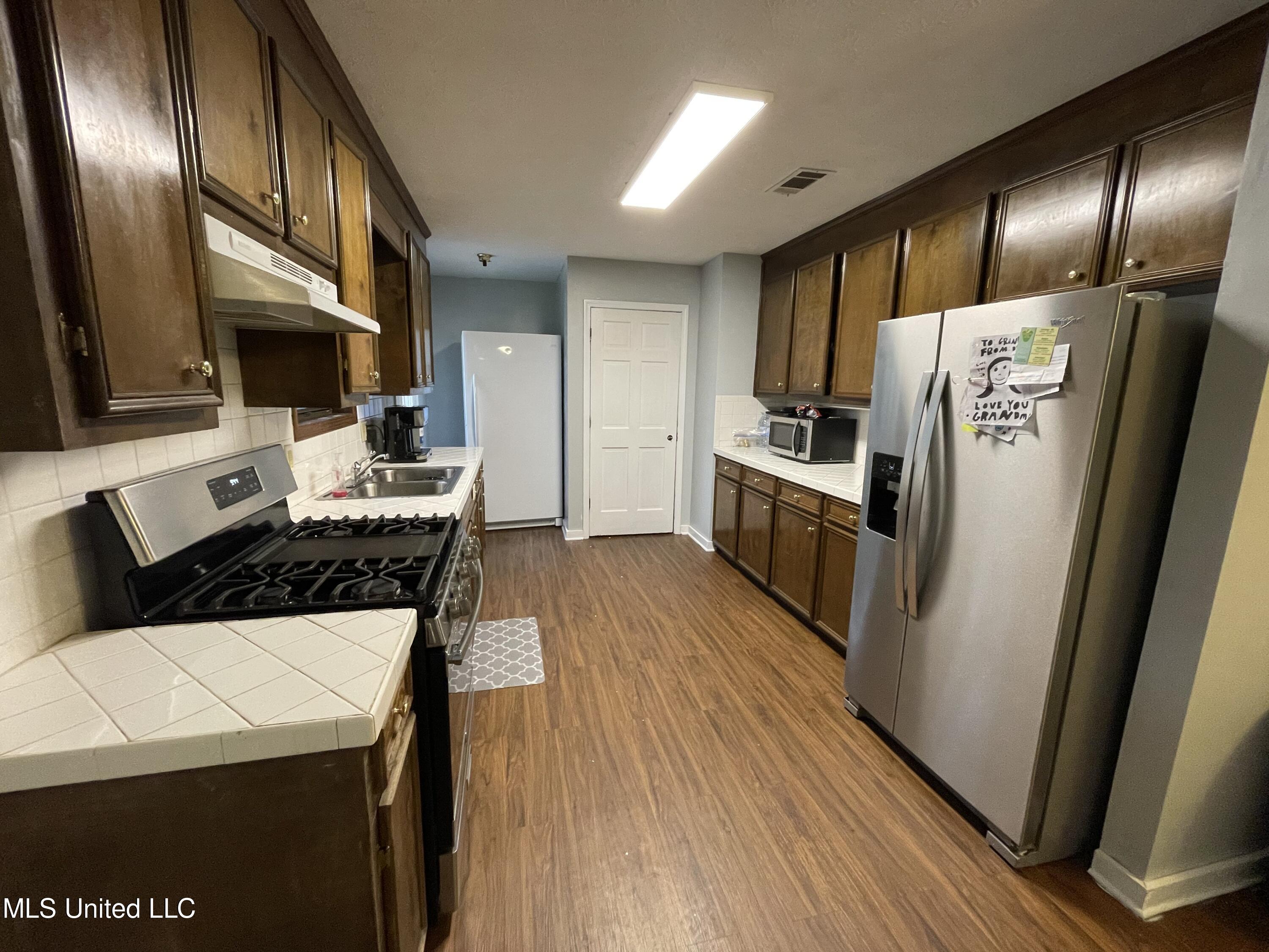 4390 Utah Road Lena, MS 39094 - Photo 2 of 16 IMG_8480