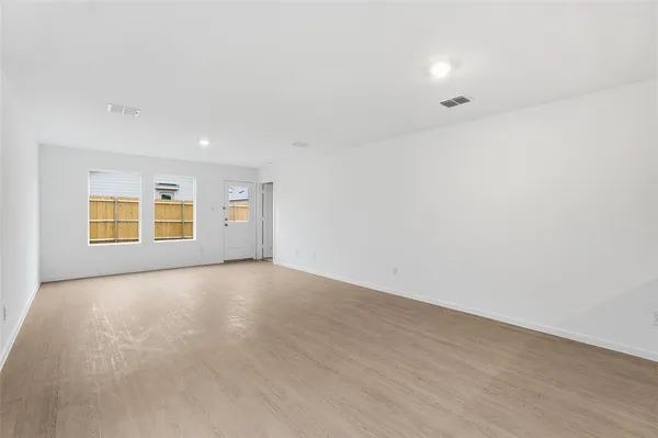 $1,725 | 1029 Calley Pear Trail, Princeton, TX 75407