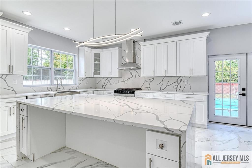 25 Maida Road Edison, NJ 08820 - Photo 14 of 37