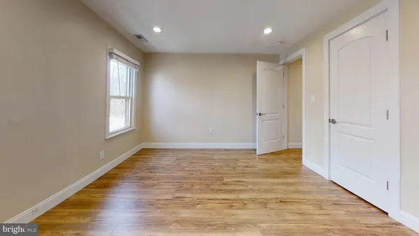 $2,200 | 226 North Patrick Street, Unit 2, Alexandria, VA 22314