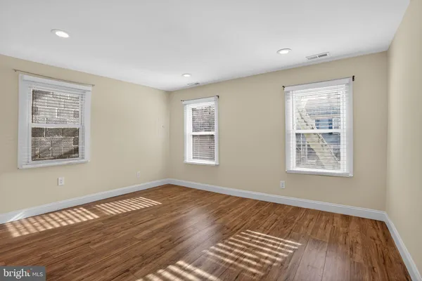 $2,200 | 226 North Patrick Street, Unit 2, Alexandria, VA 22314