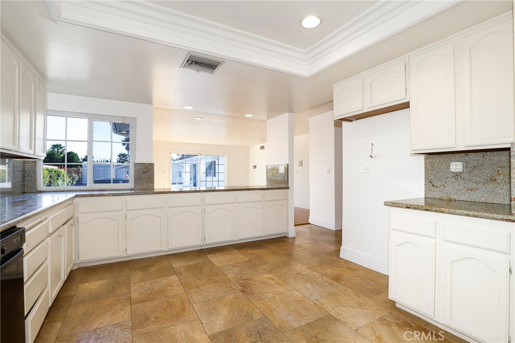 17840 Plummer Street Northridge, CA 91325 - Photo 27 of 57