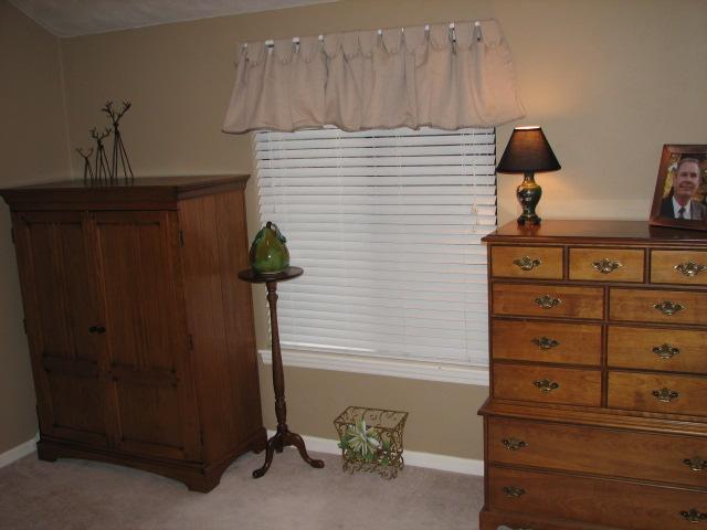 2411 Post Oak Road Salem, VA 24153 - Photo 11 of 29 bedroom