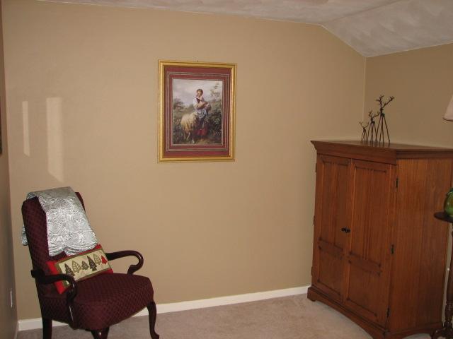 2411 Post Oak Road Salem, VA 24153 - Photo 10 of 29 bedroom
