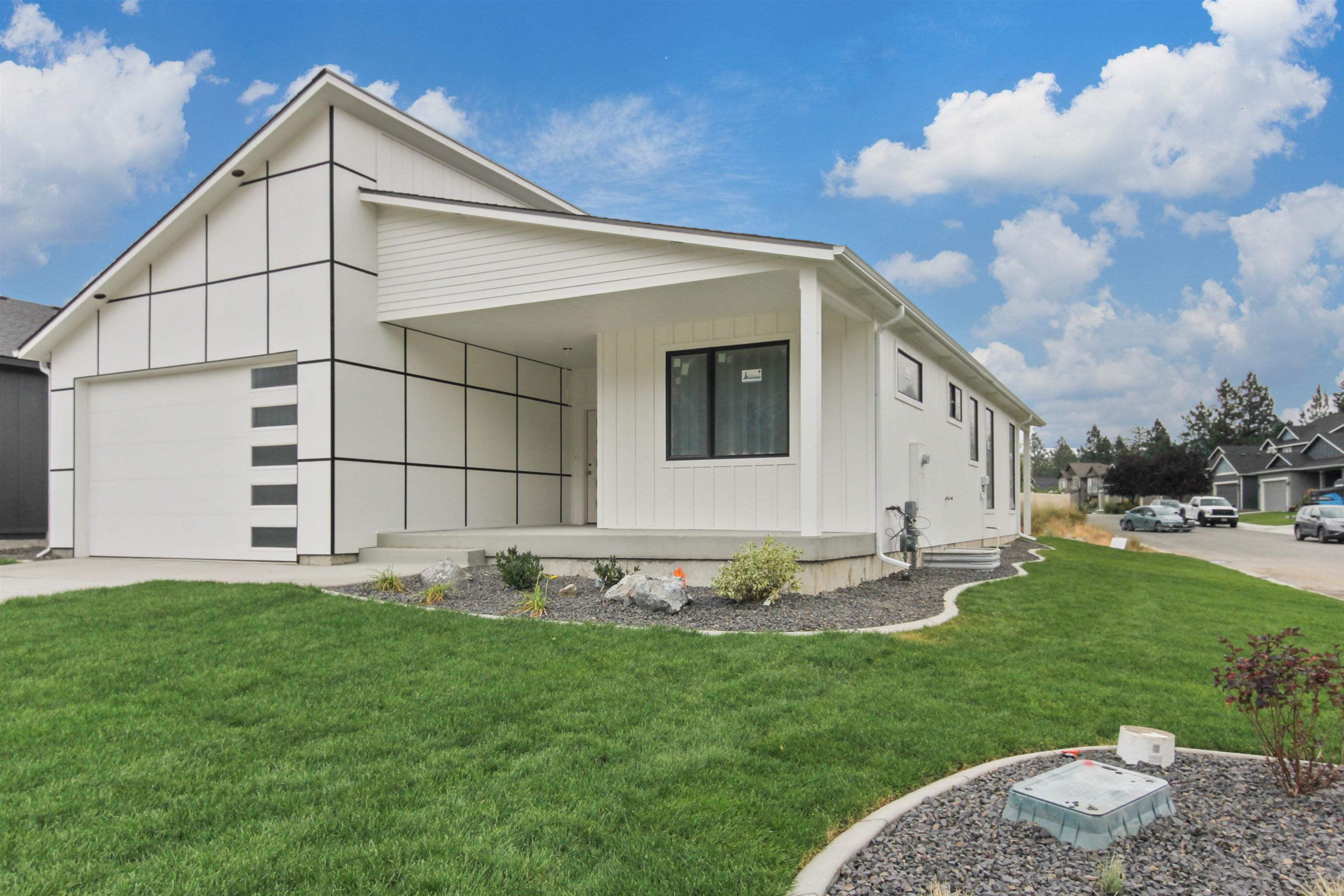 3339 South Morrill Lane Spokane, WA 99223 - Photo 3 of 33