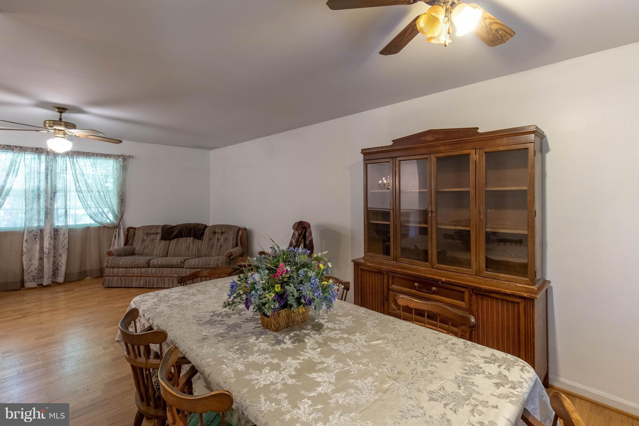 2262 Hanback Road Gordonsville, VA 22942 - Photo 10 of 24 a living room with furniture and a flat screen tv