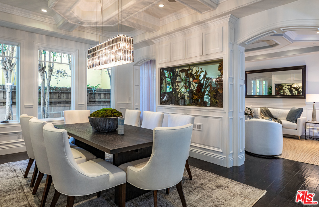 806 Iliff Street Pacific Palisades, CA 90272 - Photo 11 of 44