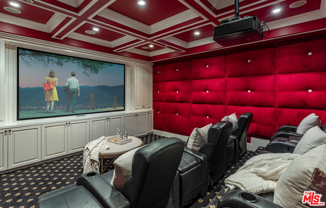 806 Iliff Street Pacific Palisades, CA 90272 - Photo 43 of 44