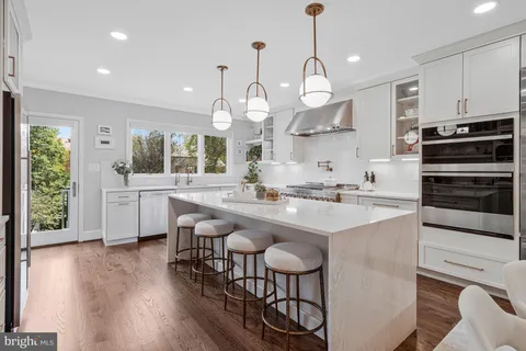 $2,149,000 | 816 South Pitt Street, Alexandria, VA 22314