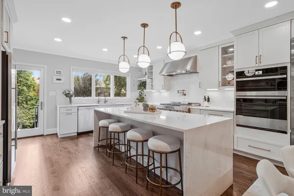 $2,149,000 | 816 South Pitt Street, Alexandria, VA 22314