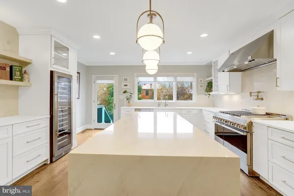 $2,149,000 | 816 South Pitt Street, Alexandria, VA 22314