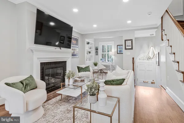 $2,149,000 | 816 South Pitt Street, Alexandria, VA 22314