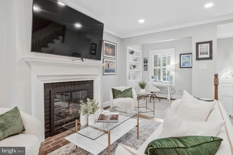 $2,149,000 | 816 South Pitt Street, Alexandria, VA 22314
