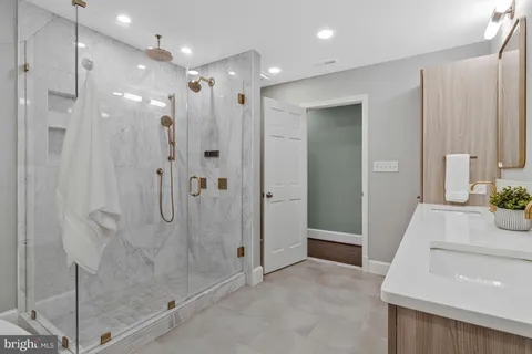 $2,149,000 | 816 South Pitt Street, Alexandria, VA 22314