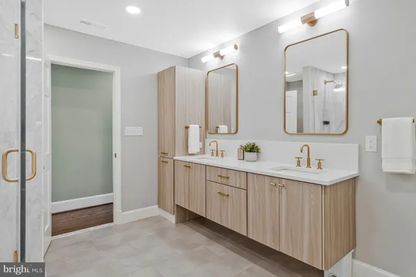 $2,149,000 | 816 South Pitt Street, Alexandria, VA 22314