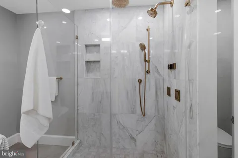 $2,149,000 | 816 South Pitt Street, Alexandria, VA 22314