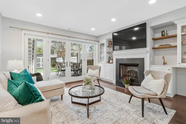 $2,149,000 | 816 South Pitt Street, Alexandria, VA 22314