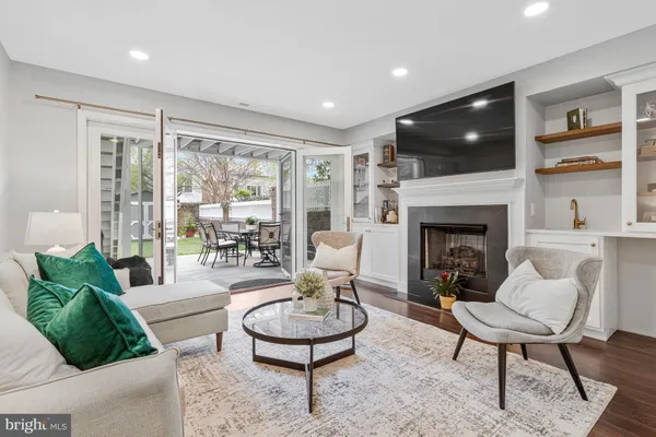 $2,149,000 | 816 South Pitt Street, Alexandria, VA 22314