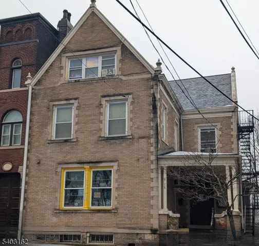 $1,800 | 78 South Main Street, Unit 3, Phillipsburg, NJ 08865