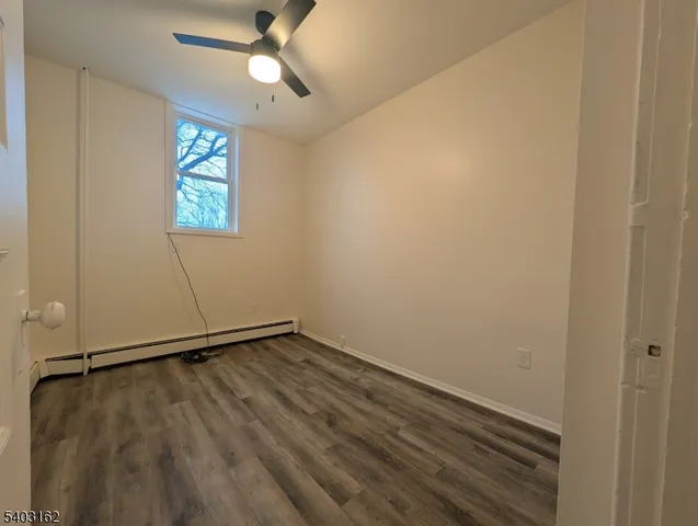 $1,800 | 78 South Main Street, Unit 3, Phillipsburg, NJ 08865