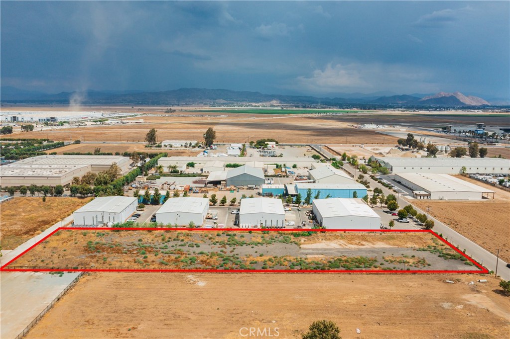 24 Malbert Street Perris, CA 92570 - Photo 6 of 16 a view of a city