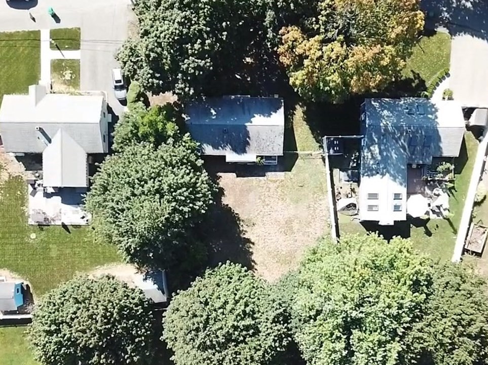 8 Boyd Road Woburn, MA 01801 - Photo 9 of 11 a view of a garden with a fountain
