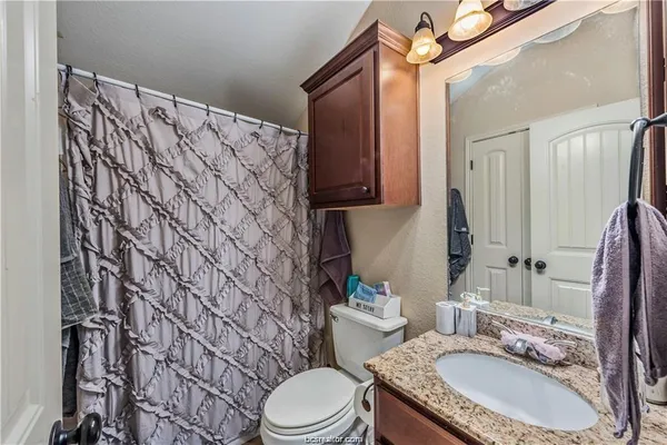 $2,550 | 4293 Commando Trail, College Station, TX 77845