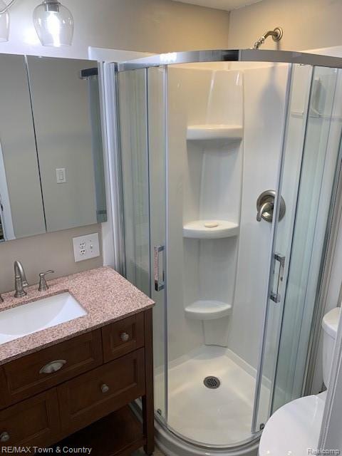 4424 South Center Road Burton, MI 48519 - Photo 36 of 47 Master bath