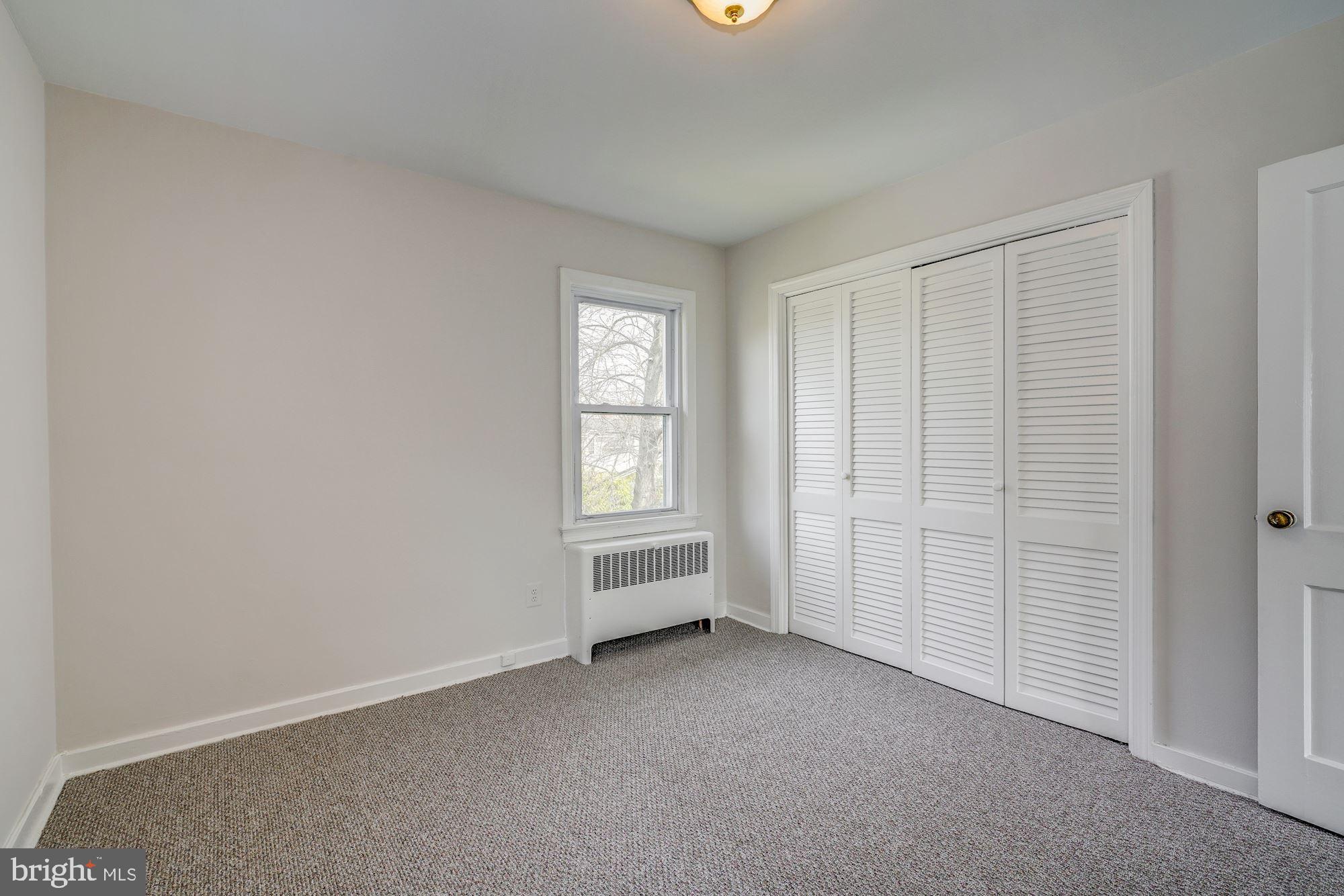 2601 Washington Boulevard Arlington, VA 22201 - Photo 16 of 33 Top Floor Bedroom 2