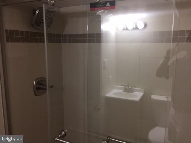 2601 Washington Boulevard Arlington, VA 22201 - Photo 25 of 33 Lower Level Bath