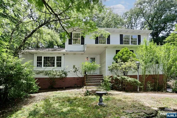 $675,000 | 33 Hillside Avenue, Riverdale, NJ 07457